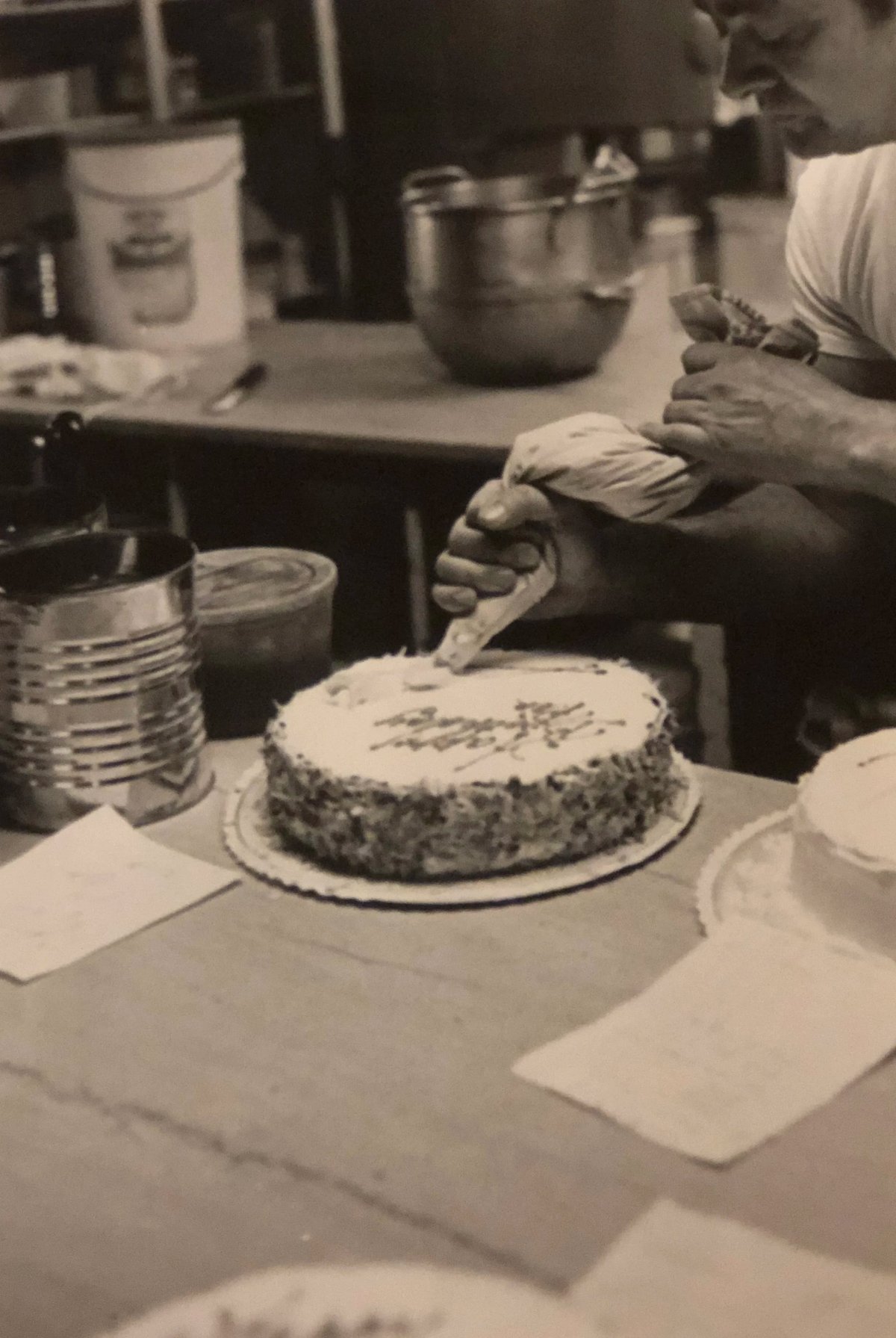 Traditional Florentine Pastry Shops: Savoring Centuries of Sweetness in Florence